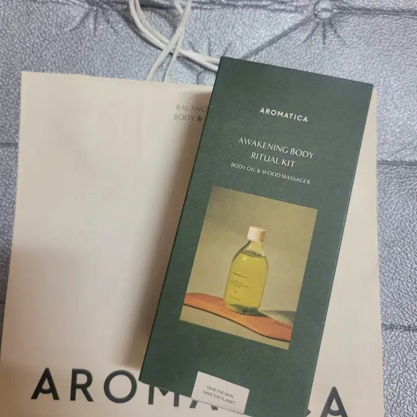 [BUNJANG] Aromatica Awakening Body Oil & Gua Sha Set / 아로마티카)) 어웨이크닝 바디오일&괄사 세트 페퍼민트 유칼립투스