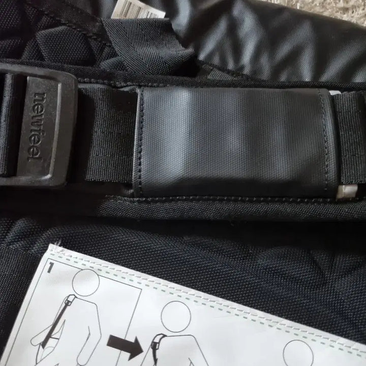 [BUNJANG] Targeted Black Messenger Bag (New) / 타게티 toweled 블랙 메신저백(새상품)