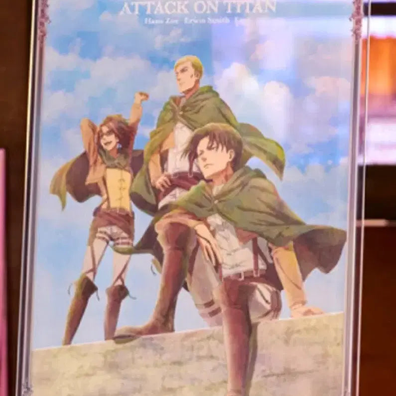 [BUNJANG] Attack on Titan Levi, Erwin, and Hange Acrylic Board Bundle Set / 메가캣 진격의 거인 피규어 리바이 앨빈 한지 간부조 C상 아크릴보드 일괄