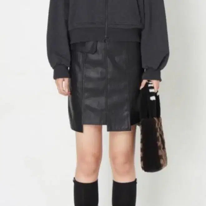 [BUNJANG] Lucky Chouette Big Collar Zipper Jumper / 럭키슈에뜨 빅카라 지퍼 점퍼