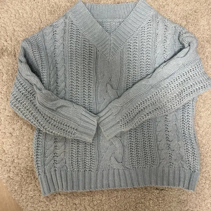 [BUNJANG] Cable Knit Sweater Sky Blue / 케이블 니트 스웨터 하늘색