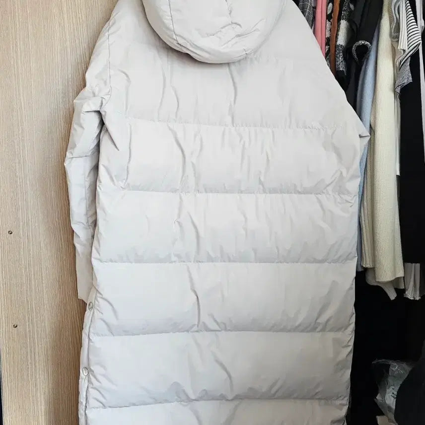 [BUNJANG] Imvely Long Down Jacket Ivory (55-66) / 새제품 임블리 롱패딩 아이보리 프리 55-66