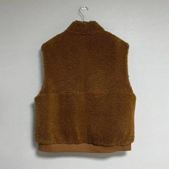 [BUNJANG] Studio Tomboy Fleece Vest / 스튜디오 톰보이 뽀글이 조끼