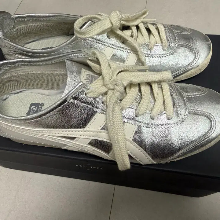 [BUNJANG] Onitsuka Tiger Mexico 66 White Silver (Size 230) / 오니츠카타이거 멕시코 66 화이트 실버 230