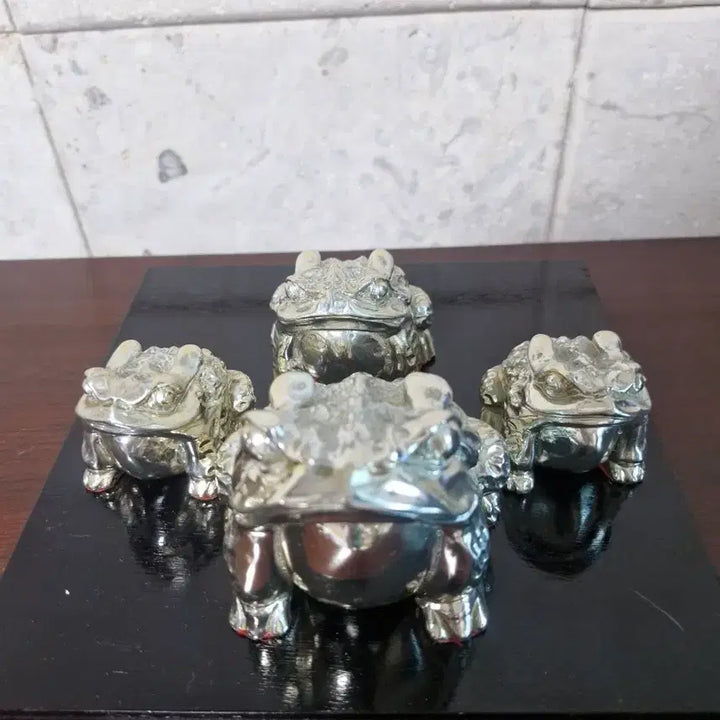 [BUNJANG] Alloy Toad Statues Set / 합금 두꺼비 조각상 4개 세트