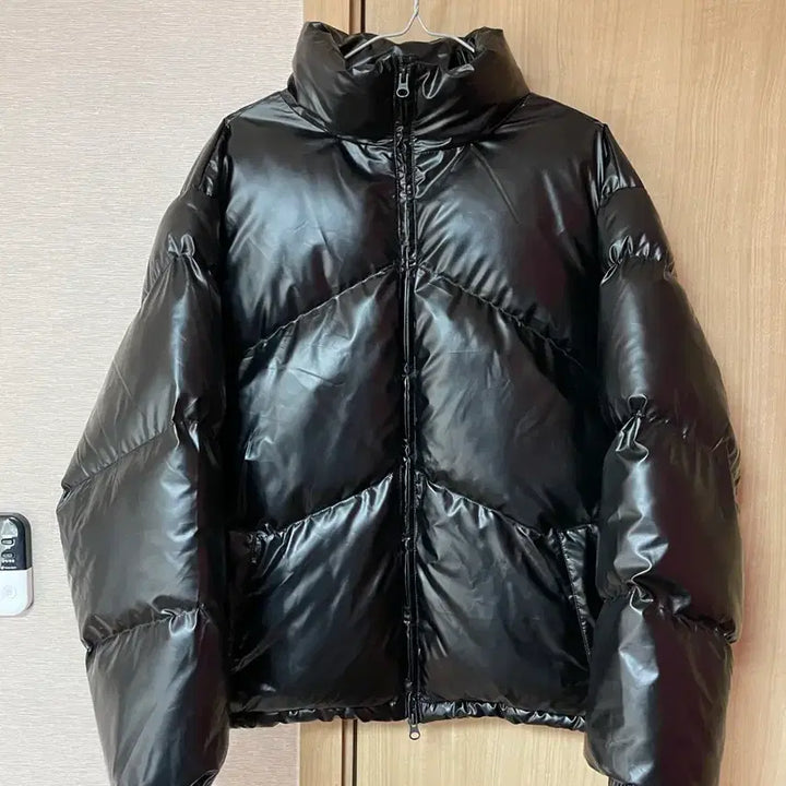 [BUNJANG] Day6 Puffer Jacket / 데이 푸파 패딩 블랙