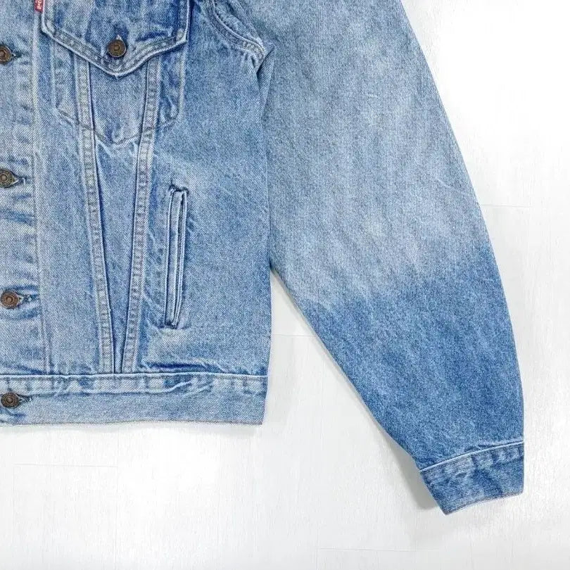 [BUNJANG] Levi's 71506-0214 Denim Jacket / 90년대 리바이스 71506-0214 트러커 데님자켓 44
