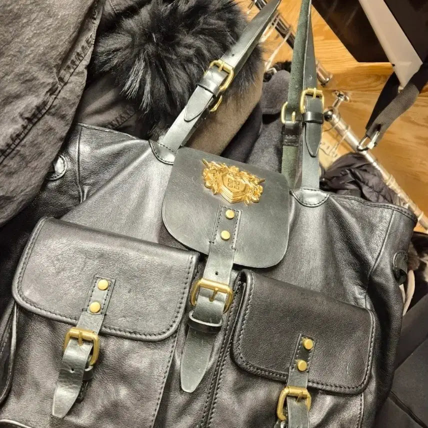 [BUNJANG] Givenchy Vintage Leather Black Tote Bag / 지방시(Givenchy)의 빈티지 가죽 블랙토드백