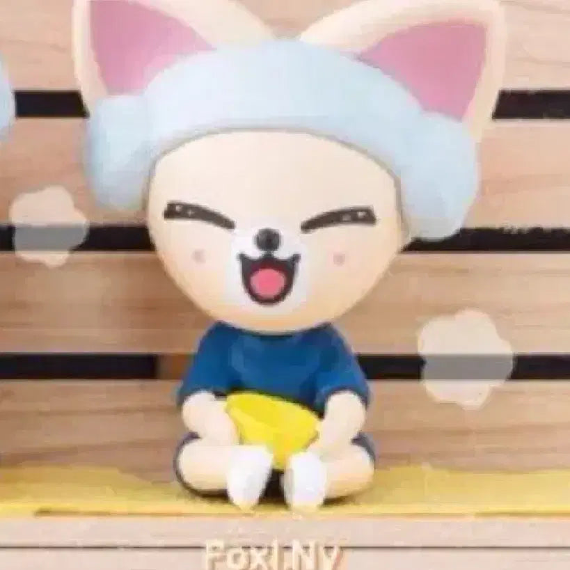 [BUNJANG] Stray Kids SKZOO Foxy-ne Original Figure / 스키주 폭시니 가챠 사우나 피규어 양도