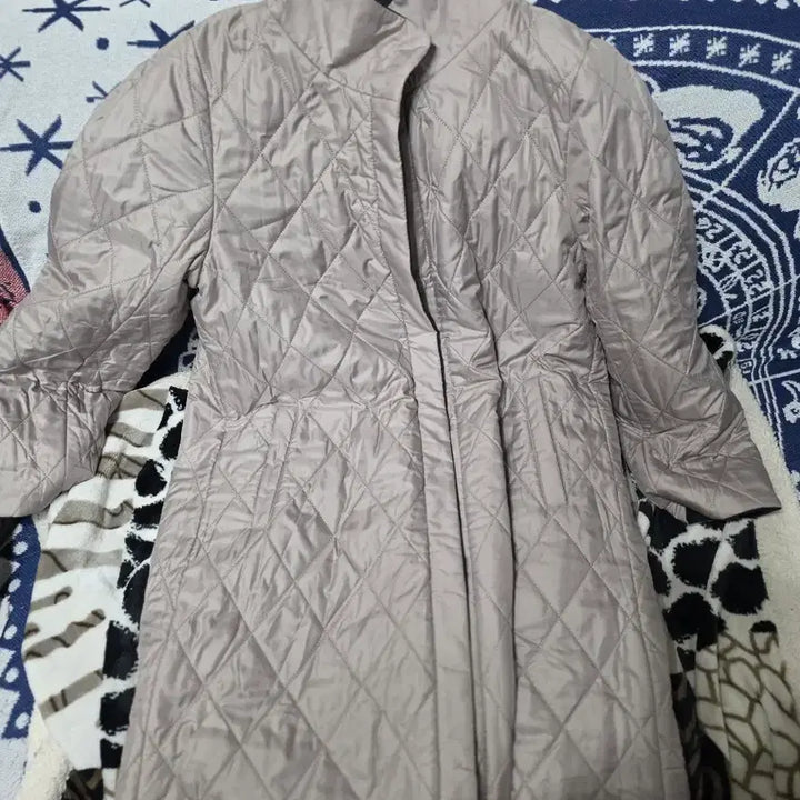 [BUNJANG] Navy Reversible Quilted Long Coat / 네이비 퀼팅 리버시블롱 코트