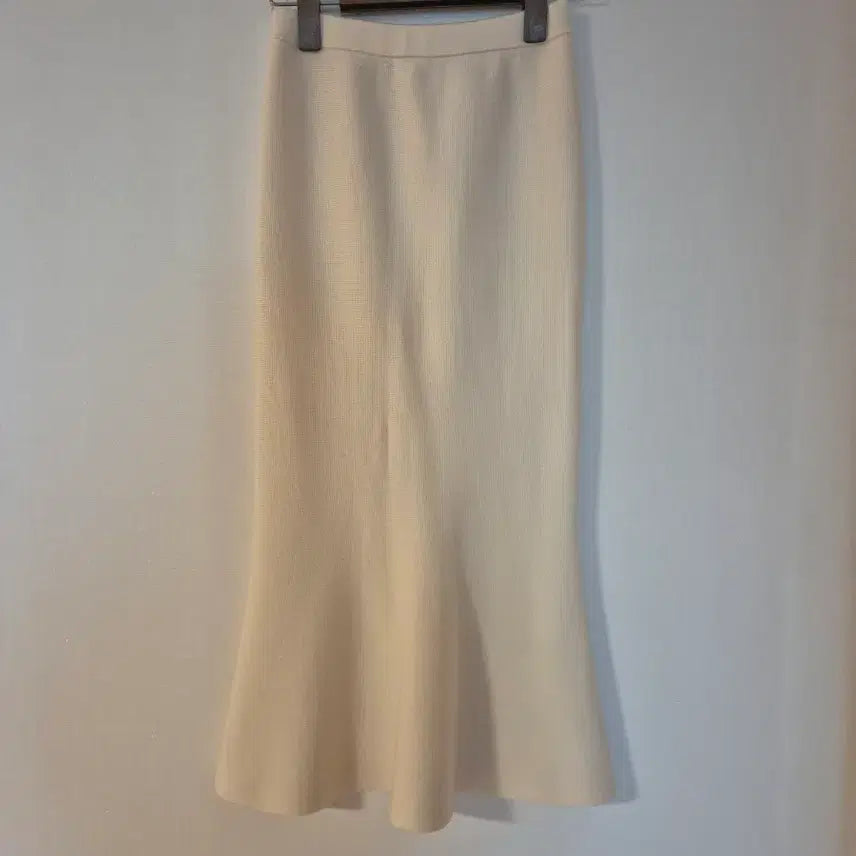[BUNJANG] IRIS & INK Ivory Wool Mermaid Skirt / 아이보리 울 머메이드 스커트