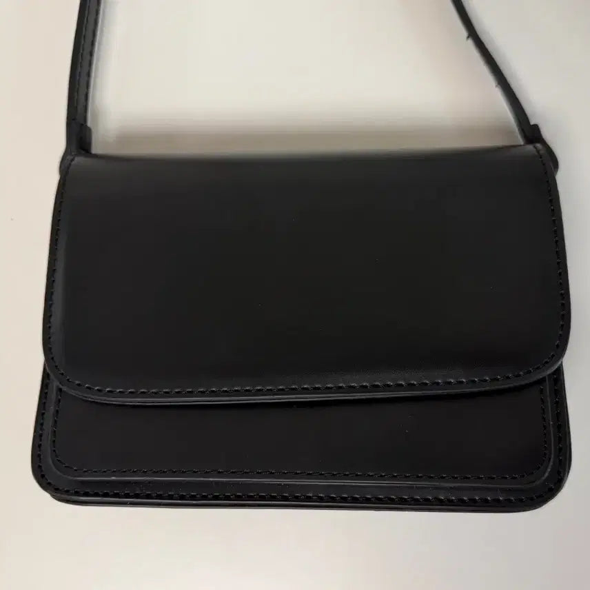 [BUNJANG] SOLOIST Black Mini Crossbody Bag / 솔로이스트 블랙 미니 백