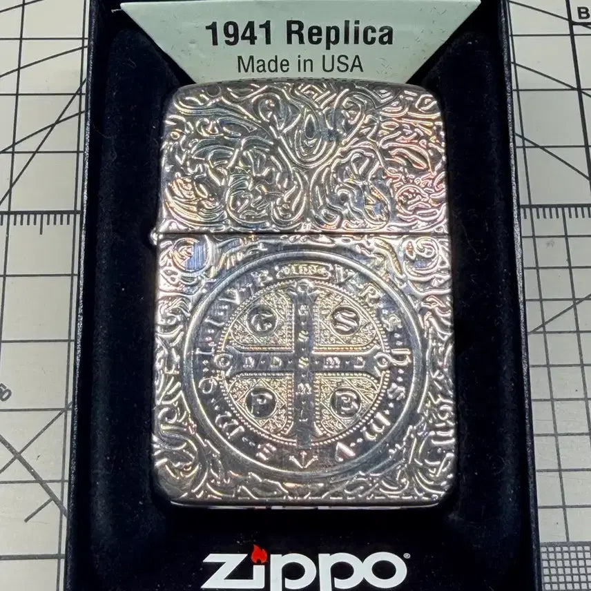 [BUNJANG] Zippo Constantine Silver Plated Lighter / 지포 zippo 은도금 라이터 콘스탄틴