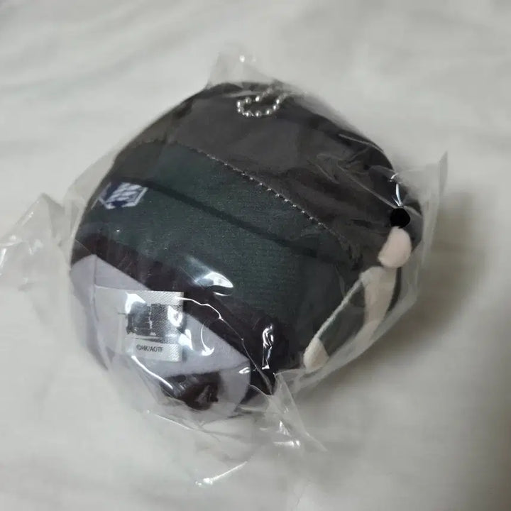 [BUNJANG] Attack on Titan Levi Special Edition Fuwakororin S Plush Doll / 진격의거인 리바이 특전 후와코로링 s 후와 미개봉 인형 판매 양도
