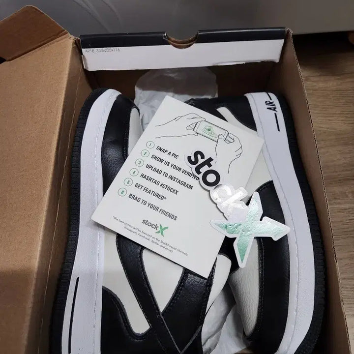 [BUNJANG] Nike x Stussy Air Force Mid SP Black and Light Bone Sneakers / 나이키 x 스투시 에어포스 미드 SP 블랙 앤 라이트 본 260