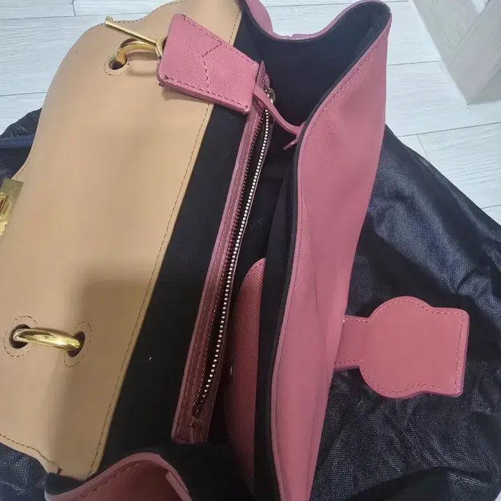 [SOLD OUT] 버버리컬러 배색 토트백 &amp; 숄더백