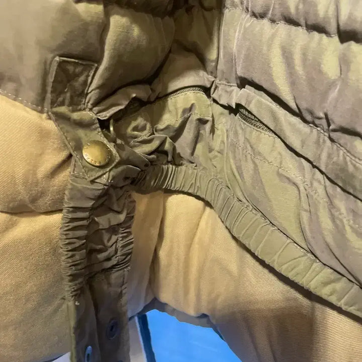 [BUNJANG] Polo Ralph Lauren Khaki Hooded Padded Jacket (Size L) / 폴로 랄프로렌 카키색 후드 패딩 자켓 L사이드 깨끗