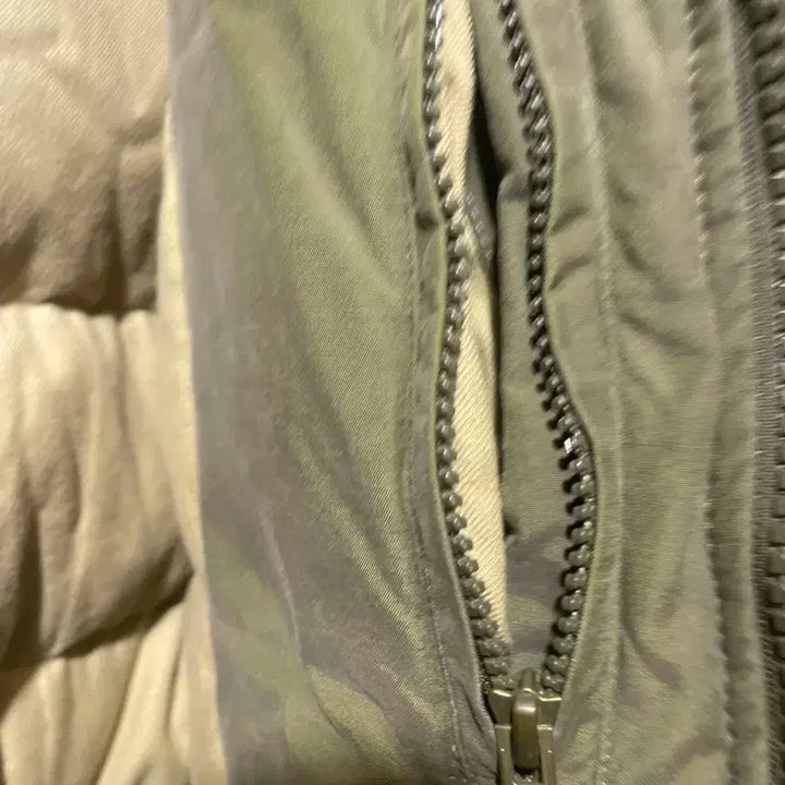 [BUNJANG] Polo Ralph Lauren Khaki Hooded Padded Jacket (Size L) / 폴로 랄프로렌 카키색 후드 패딩 자켓 L사이드 깨끗