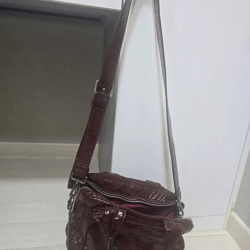 [BUNJANG] Prada Burgundy Patent Leather Shoulder Tote Bag / 프라다 정품ㅡ버건디 에나멜 숄더백 토트백
