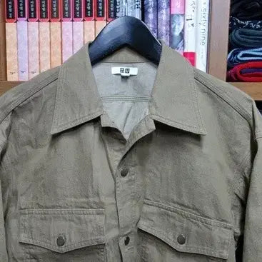 [BUNJANG] Uniqlo U Denim Oversized Shirt Khaki / Uniqlo U 유니클로 U 데님 오버사이즈 셔츠 카키 M (100)