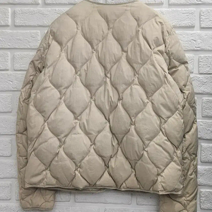 [BUNJANG] GIORDANO Lightweight Down Padded Jacket / A4021  경량 다운패딩(GIORDANO)