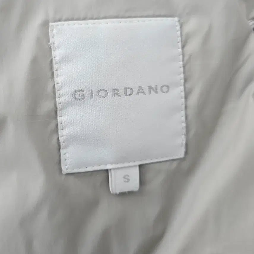 [BUNJANG] GIORDANO Lightweight Down Padded Jacket / A4021  경량 다운패딩(GIORDANO)