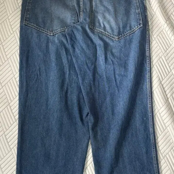 [BUNJANG] Kalkani Denim Jeans / 칼카니 청바지