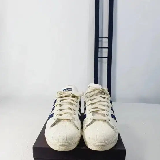 [BUNJANG] Adidas Superstar White Dark Blue Sneakers / 아디다스 슈퍼스타 265 흰남
