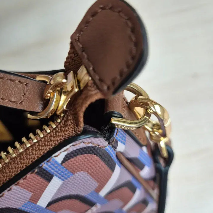 [BUNJANG] Rosa.K Patterned Shoulder Bag / 로사케이 패턴 숄더백