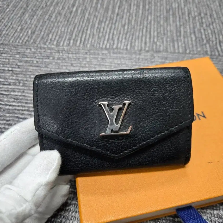[BUNJANG] Louis Vuitton LockMini Wallet Tri-fold Wallet / [특가][정품] 루이비통 락미니 월릿 삼단지갑