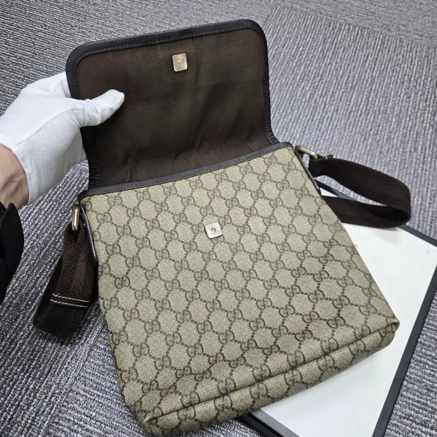 [BUNJANG] Gucci Signature Messenger Bag / [특가][정품] 구찌 시그니처 메신저백