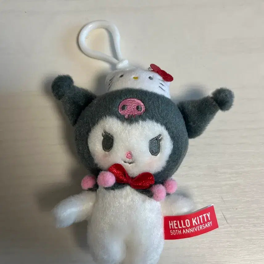 [BUNJANG] Hello Kitty Kuromi 50th Anniversary Doll Keyring / 헬로키티 쿠로미 50주년 인형 키링