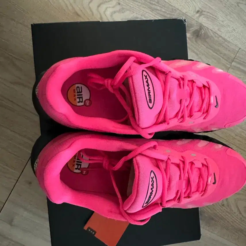 [BUNJANG] Nike Air Max Dn8 Hyper Pink Sneakers / 나이키 에어맥스 Dn8 하이퍼 핑크