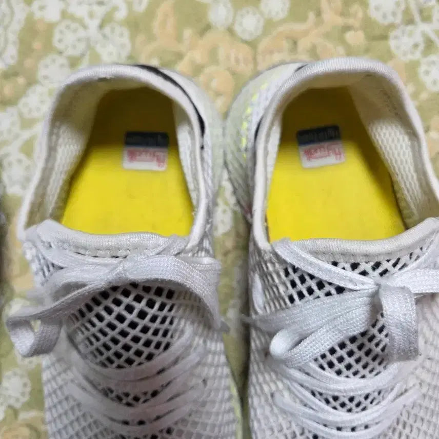 [SOLD OUT] 아디다스 메쉬 운동화 화이트265