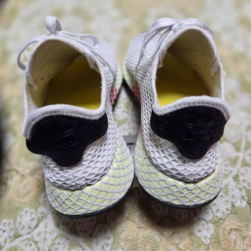 [SOLD OUT] 아디다스 메쉬 운동화 화이트265