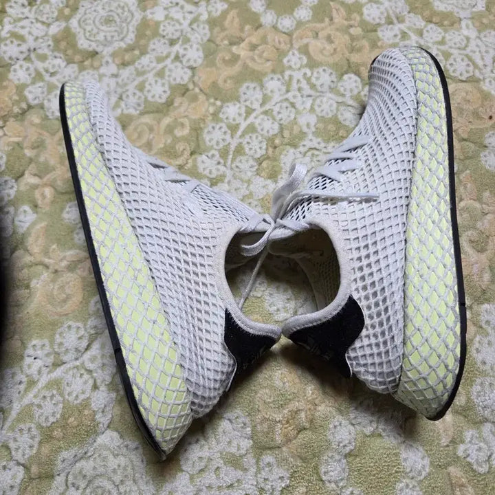 [SOLD OUT] 아디다스 메쉬 운동화 화이트265