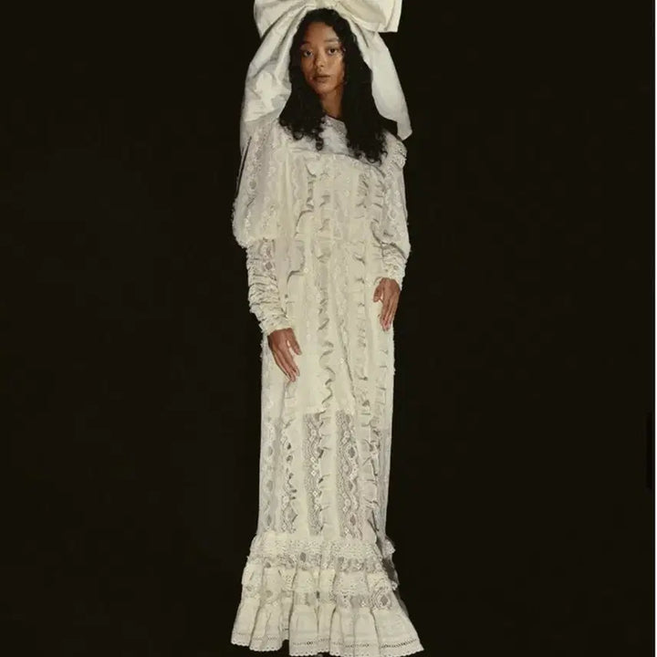 [BUNJANG] Dew E Dew E 22S/S Order Made Baroque Dress / [듀이듀이] 22S/S 오더메이드 한정판 바로크 드레스