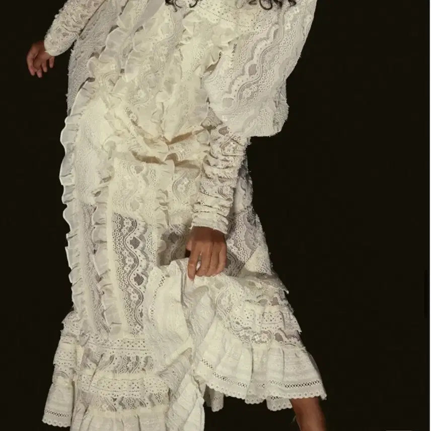 [BUNJANG] Dew E Dew E 22S/S Order Made Baroque Dress / [듀이듀이] 22S/S 오더메이드 한정판 바로크 드레스