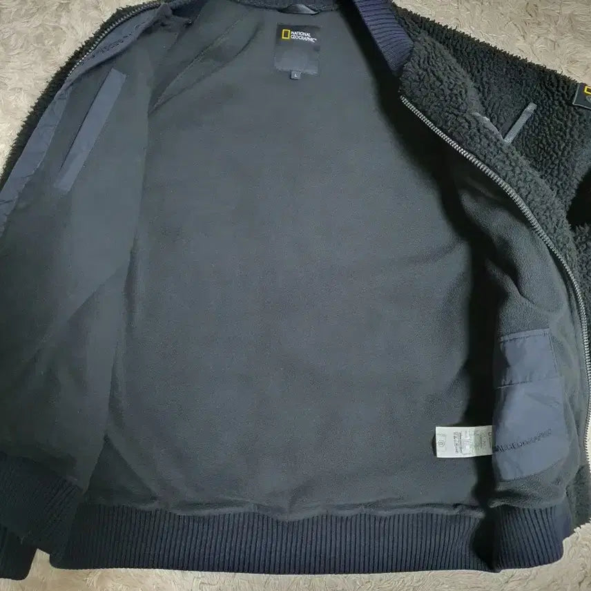 [BUNJANG] National Geographic Jacket (Size 100) / 내셔널지오그래픽 자켓 상태좋고깨끗해요 사이즈 100
