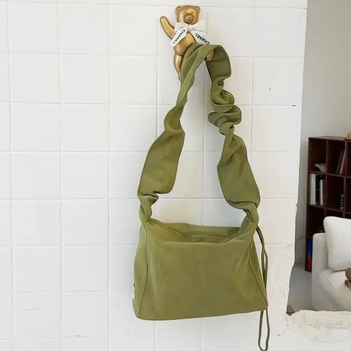 [BUNJANG] Diff Medium Bag Suede Olive / 새제품 디프 미들백 미디움백 스웨이드 올리브 diff 가방