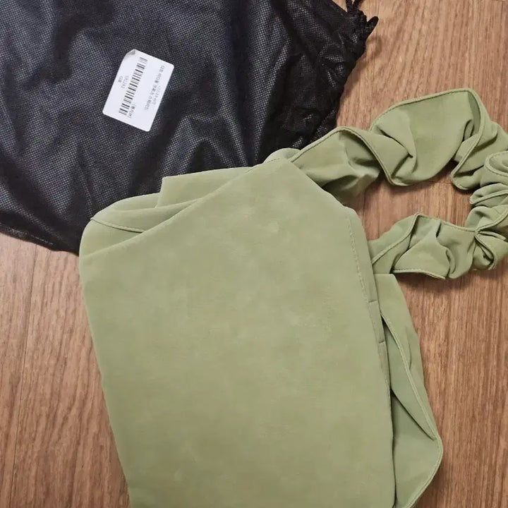 [BUNJANG] Diff Medium Bag Suede Olive / 새제품 디프 미들백 미디움백 스웨이드 올리브 diff 가방