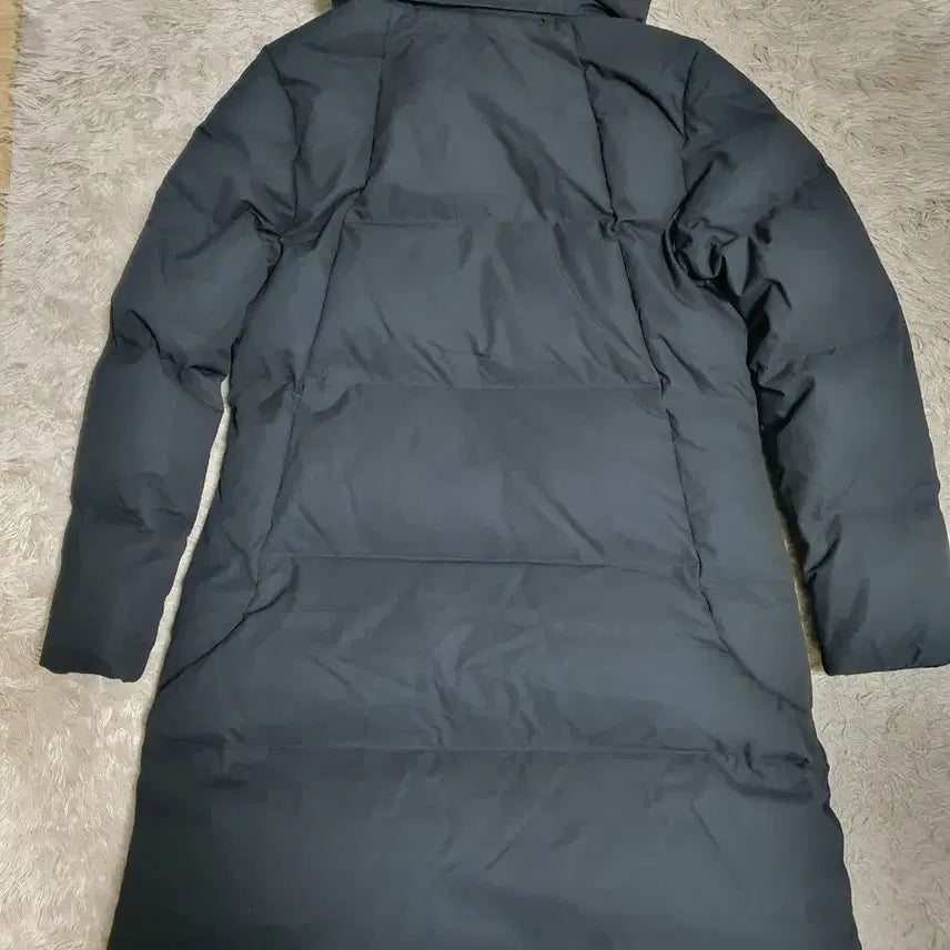 [BUNJANG] Descente Mid Length Down Jacket Size 90 / 데상트 미드롱 다운 패딩  상태좋고깨끗해요 사이즈 90