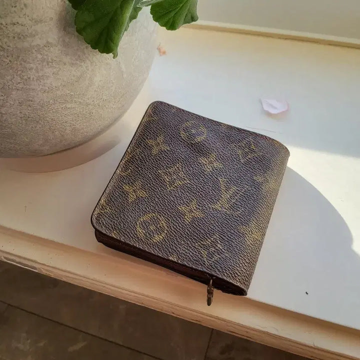 [BUNJANG] Louis Vuitton Monogram Brown Bi-fold Wallet / 루이비통 모노그램 반지갑 브라운