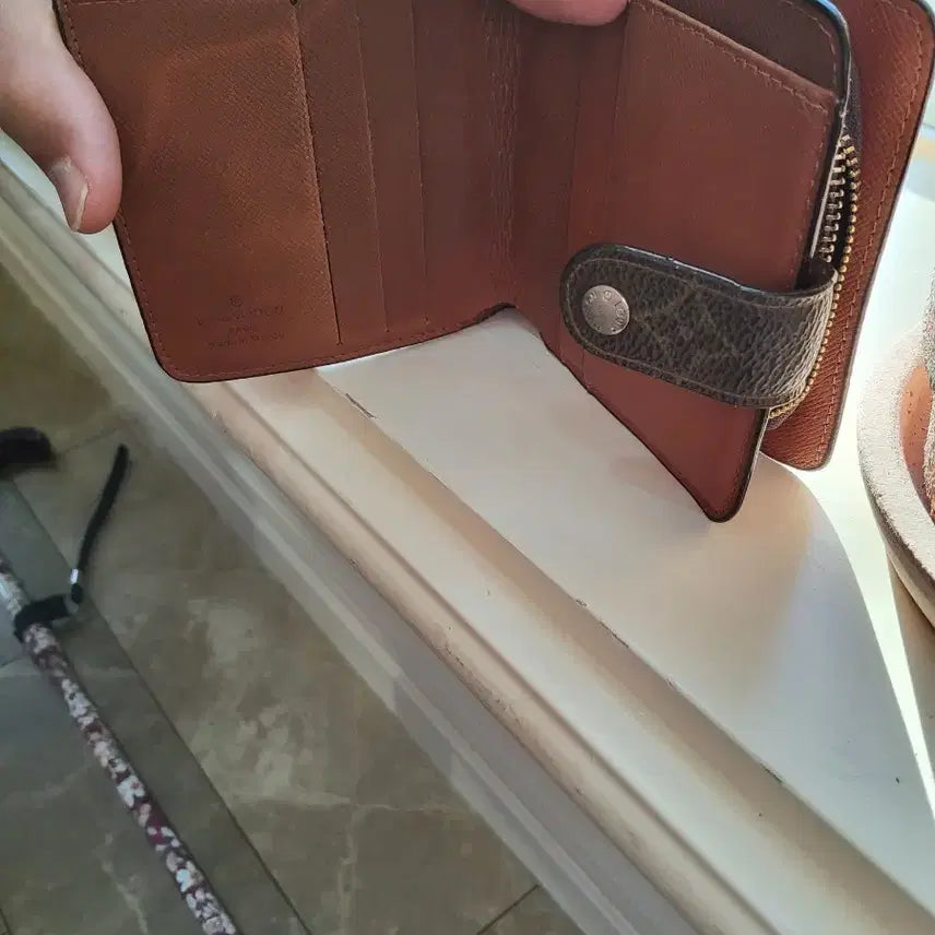 [BUNJANG] Louis Vuitton Monogram Brown Bi-fold Wallet / 루이비통 모노그램 반지갑 브라운
