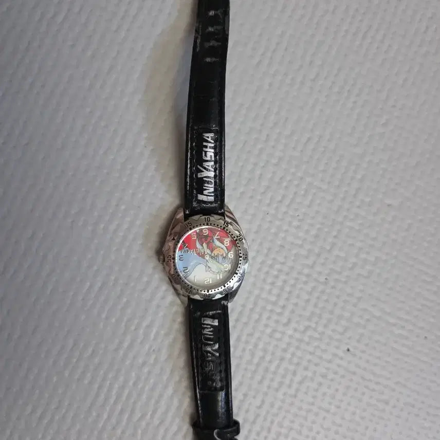 [BUNJANG] Inuyasha Wristwatch / 고전 명작 애니 공식 레어 굿즈 이누야샤 캐릭터 손목시계