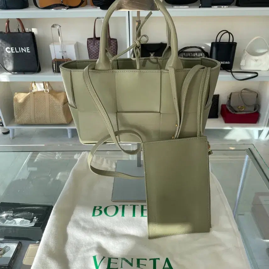 [BUNJANG] Bottega Veneta Intrecciato Arco Small Bag / [정품] 보테가베네타 인트레치아토 아르코 스몰 백