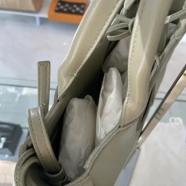 [BUNJANG] Bottega Veneta Intrecciato Arco Small Bag / [정품] 보테가베네타 인트레치아토 아르코 스몰 백