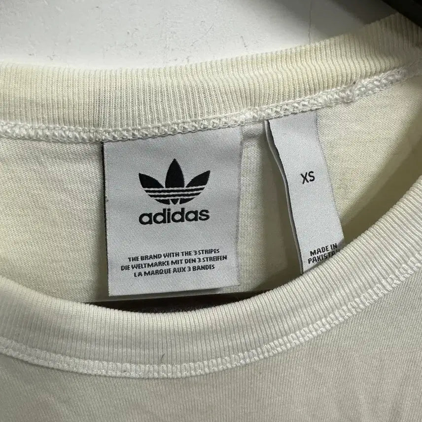 [BUNJANG] Adidas Vintage T-shirt / <만원빈티지> 최저가 보장!! 아디다스 반팔티