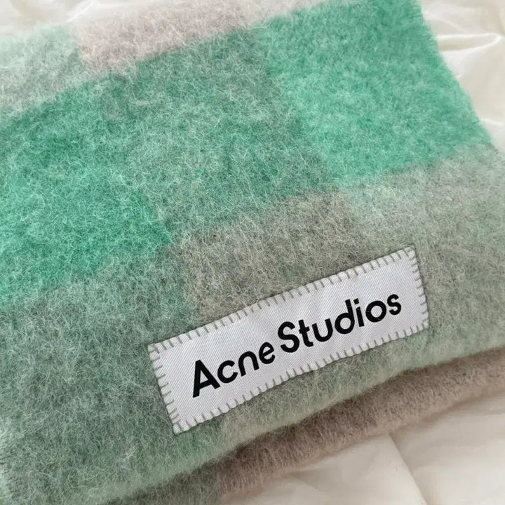 [BUNJANG] Acne Studios Mohair Scarf Green Gray / 아크네 모헤어 머플러 그린 그레이