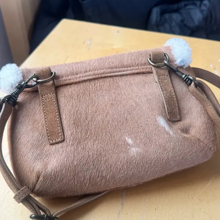 [BUNJANG] UGG Two-Way Mini Bag / ugg 어그 투웨이 미니 백 가방